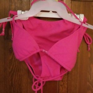 String bikini